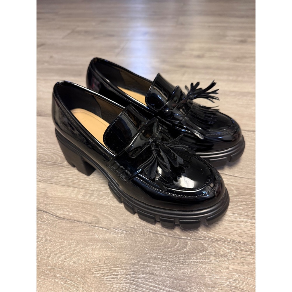 JF JustFab Black Patent Lug Sole Tassel Loafers Women Size 8 Sofia Platform shoe